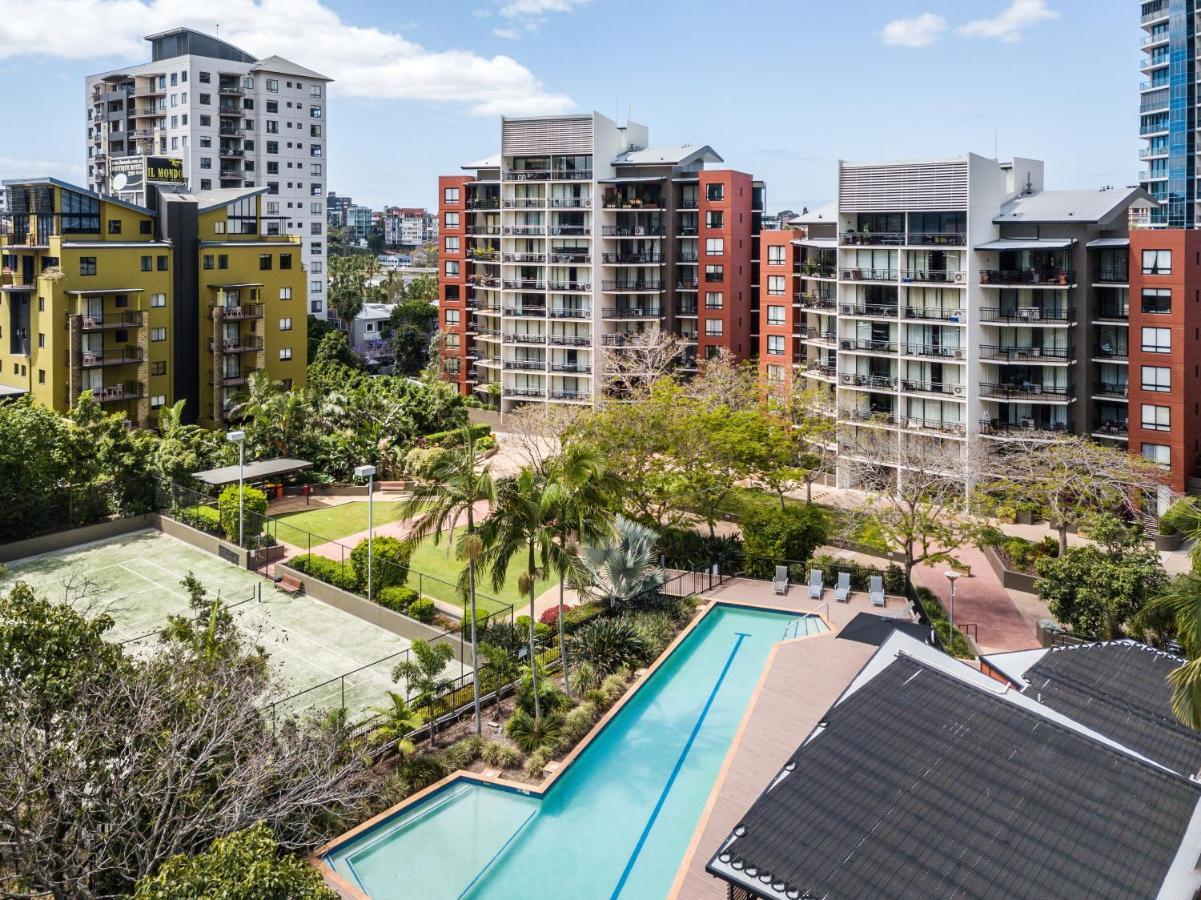 The Docks On Goodwin Aparthotel Brisbane Exterior photo