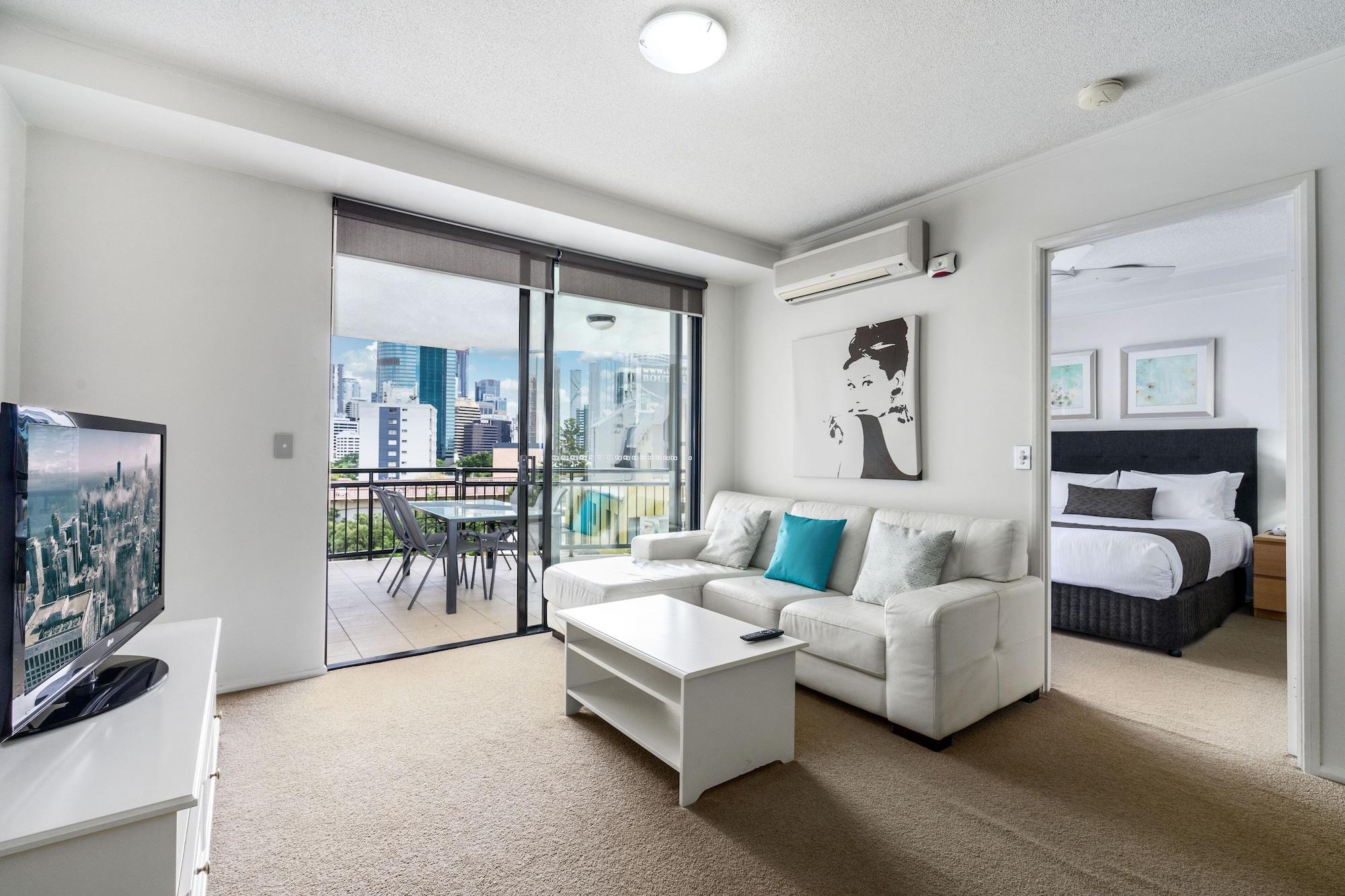 The Docks On Goodwin Aparthotel Brisbane Exterior photo