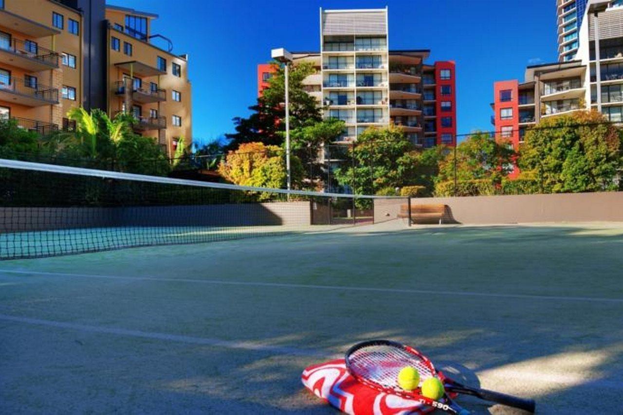 The Docks On Goodwin Aparthotel Brisbane Exterior photo
