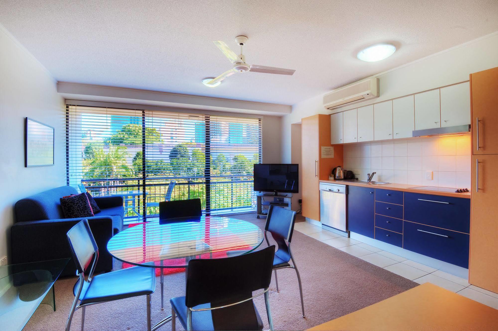The Docks On Goodwin Aparthotel Brisbane Room photo